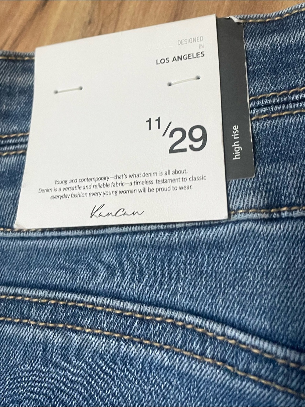 NWT KanCan High Waisted 2-Button Slim Flare Leg Denim Jeans Sz 11/29 - Picture 7 of 7